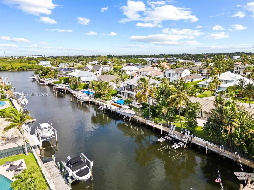 18 Eleuthera Drive Ocean Ridge, FL 33435