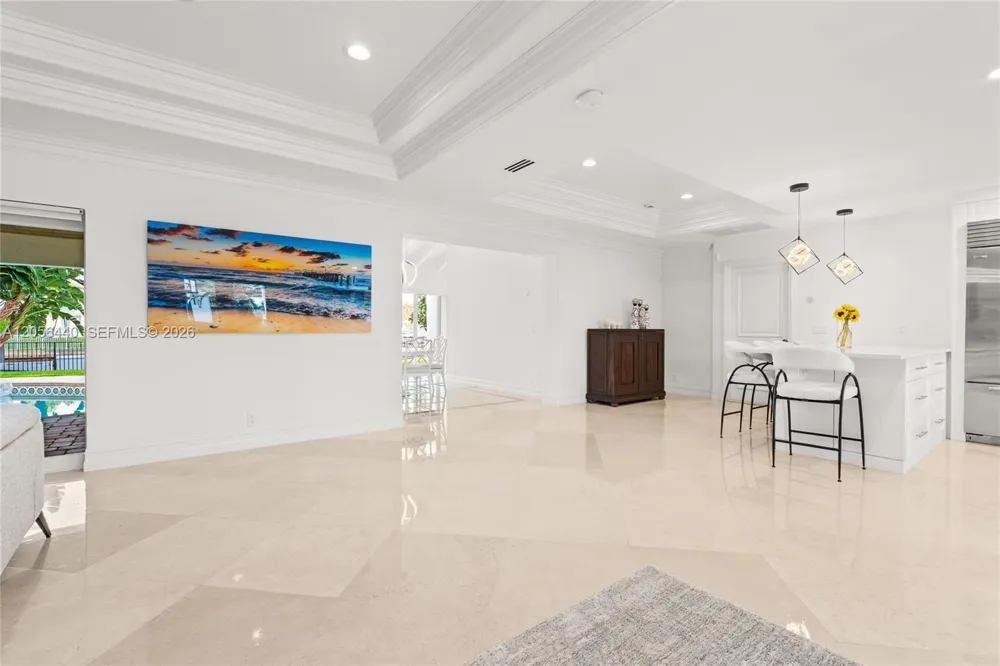 18 Eleuthera Drive Ocean Ridge, FL 33435