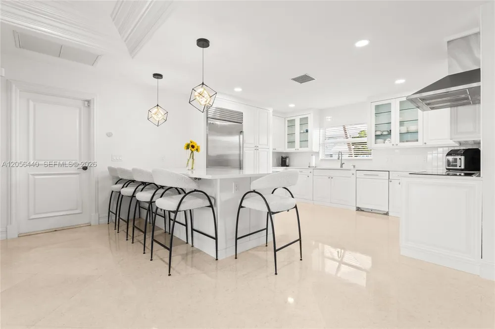 18 Eleuthera Drive Ocean Ridge, FL 33435