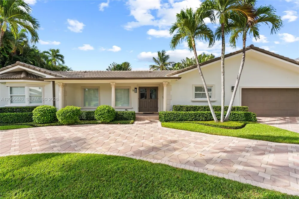 18 Eleuthera Drive Ocean Ridge, FL 33435