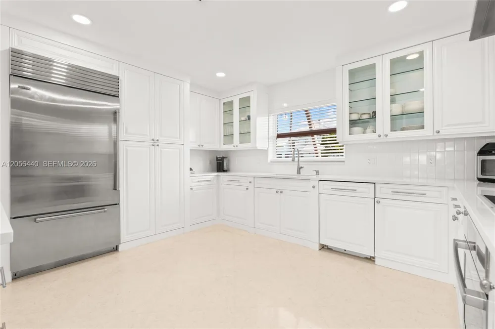 18 Eleuthera Drive Ocean Ridge, FL 33435