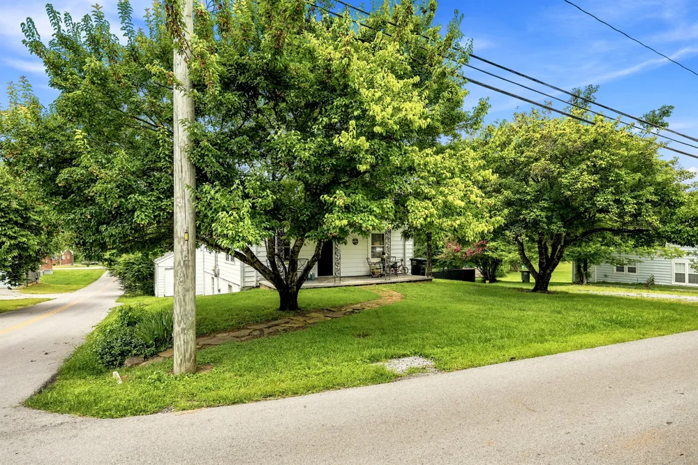 229 Wagoner St Sparta, TN 38583