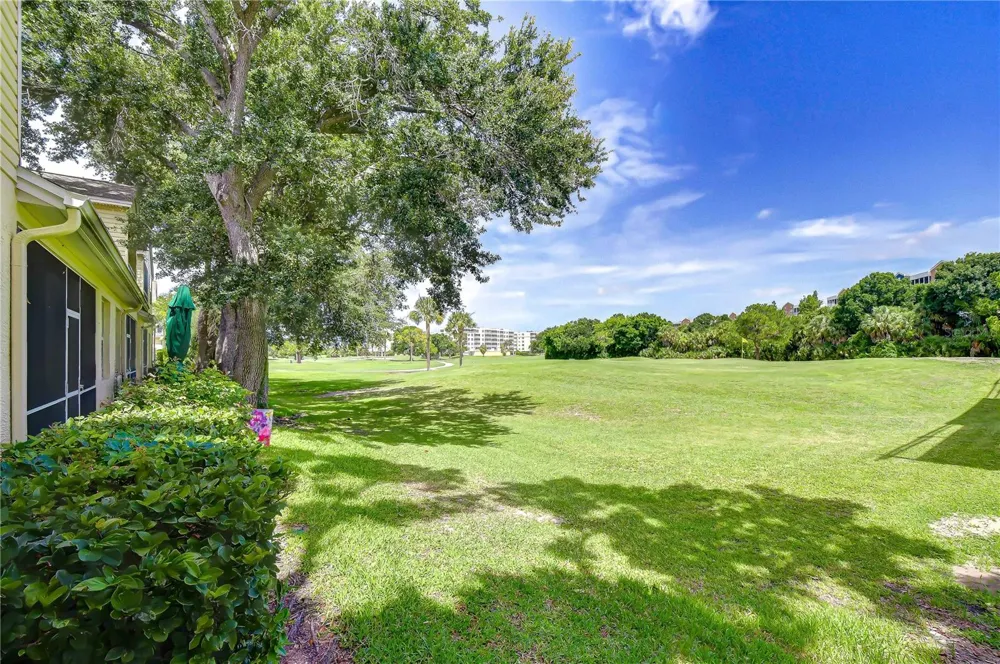 1050 STARKEY ROAD #2105 Largo, FL 33771