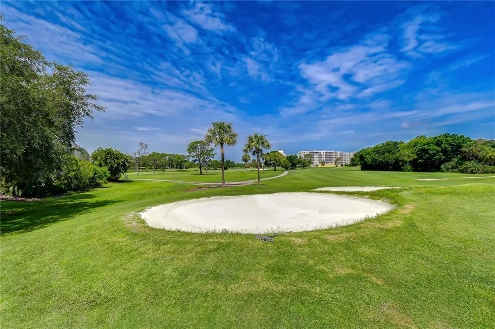 1050 STARKEY ROAD #2105 Largo, FL 33771