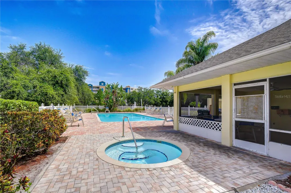 1050 STARKEY ROAD #2105 Largo, FL 33771