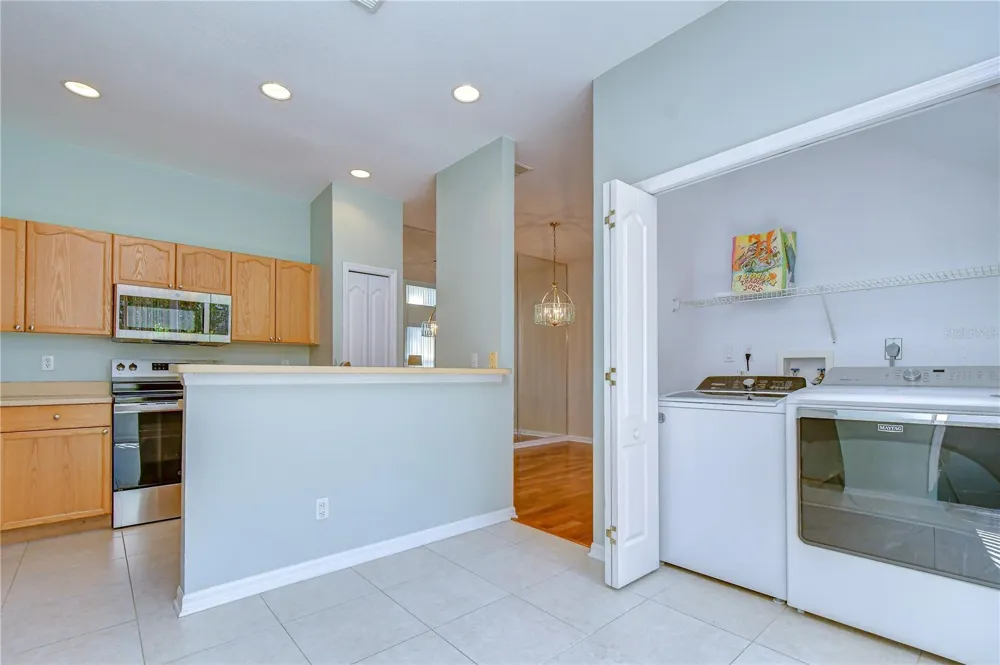 1050 STARKEY ROAD #2105 Largo, FL 33771