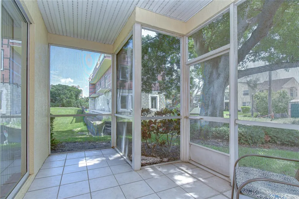1050 STARKEY ROAD #2105 Largo, FL 33771
