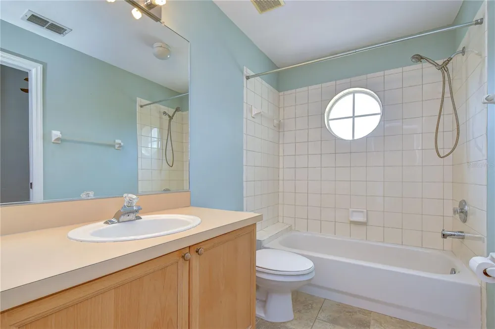1050 STARKEY ROAD #2105 Largo, FL 33771
