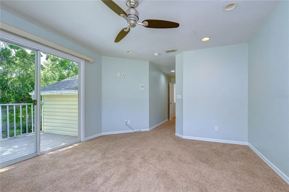 1050 STARKEY ROAD #2105 Largo, FL 33771