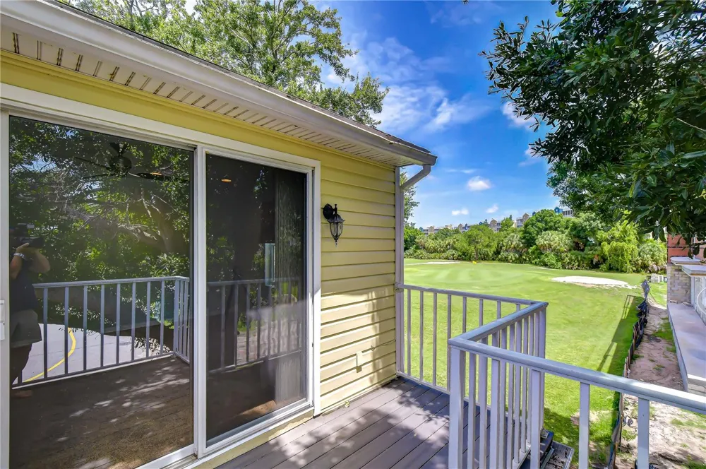 1050 STARKEY ROAD #2105 Largo, FL 33771