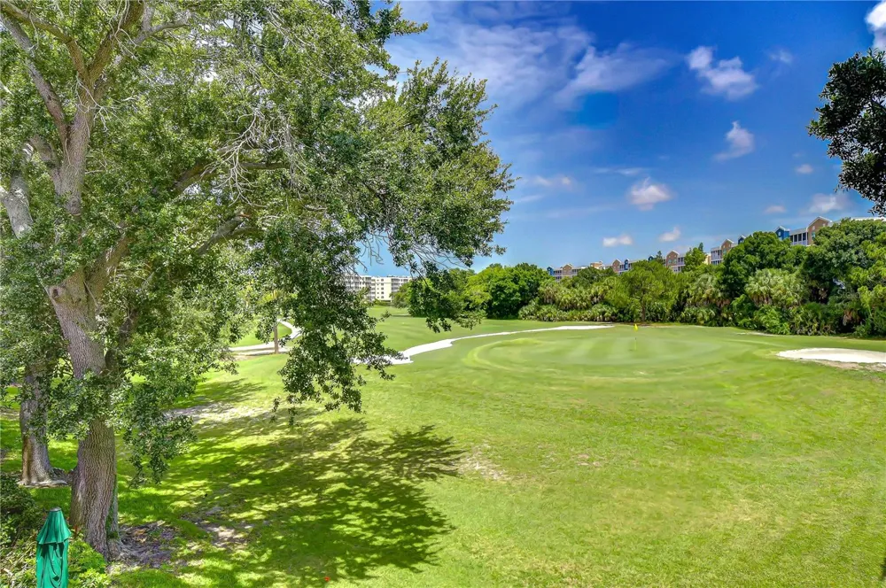 1050 STARKEY ROAD #2105 Largo, FL 33771