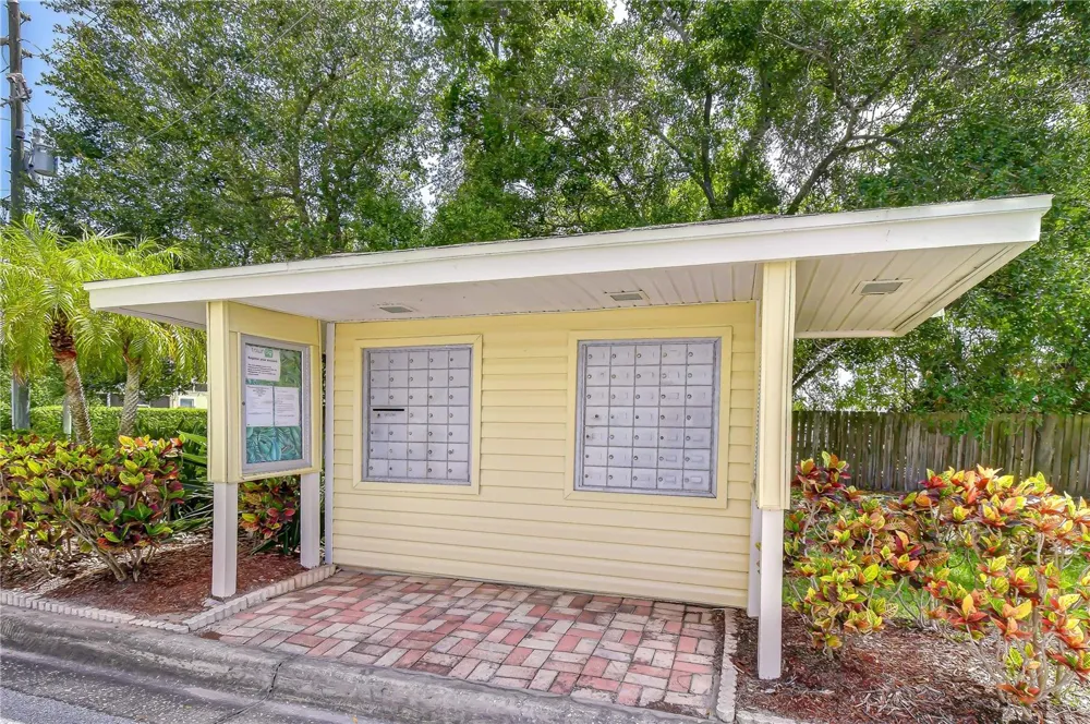 1050 STARKEY ROAD #2105 Largo, FL 33771