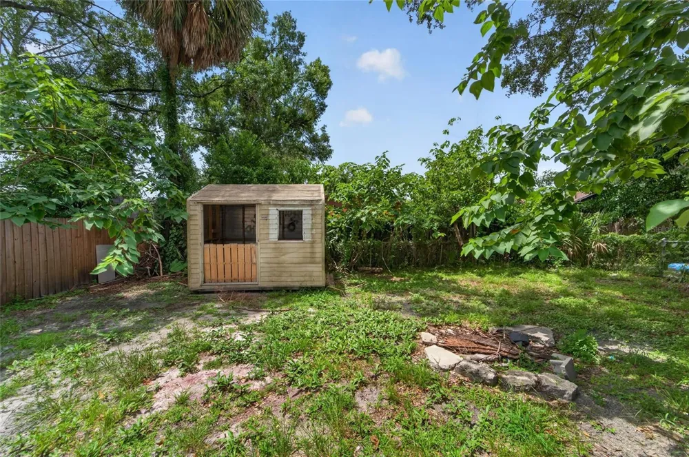 1703 E IDELL STREET Tampa, FL 33604