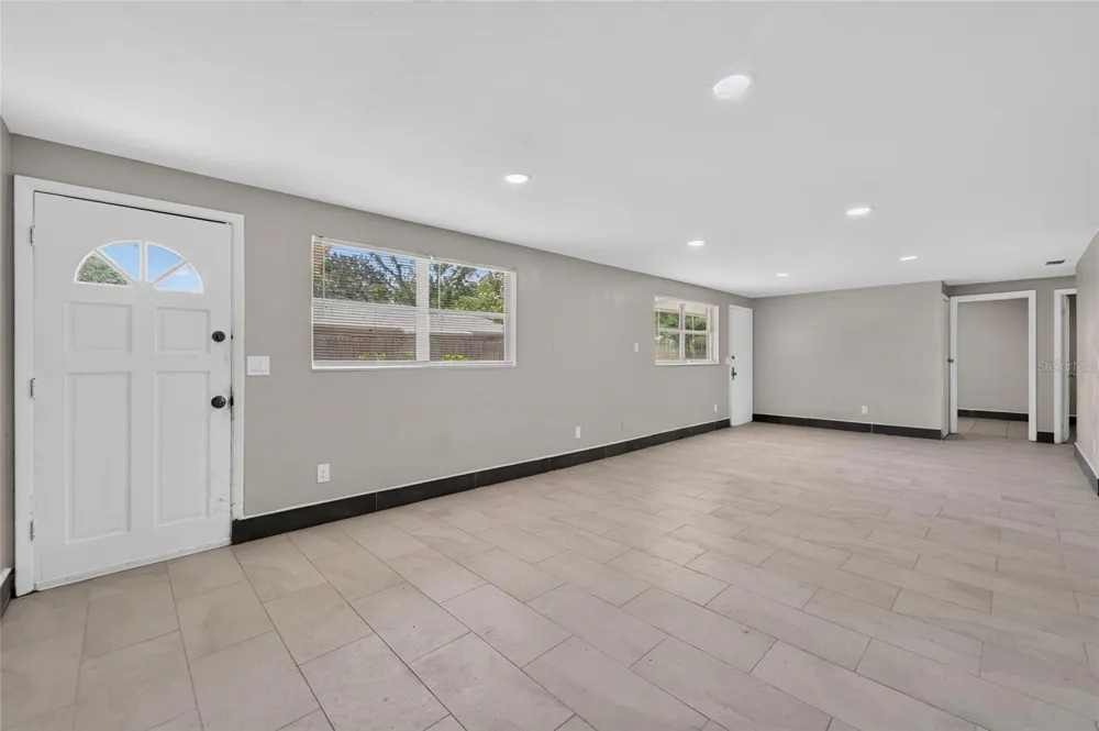 1703 E IDELL STREET Tampa, FL 33604