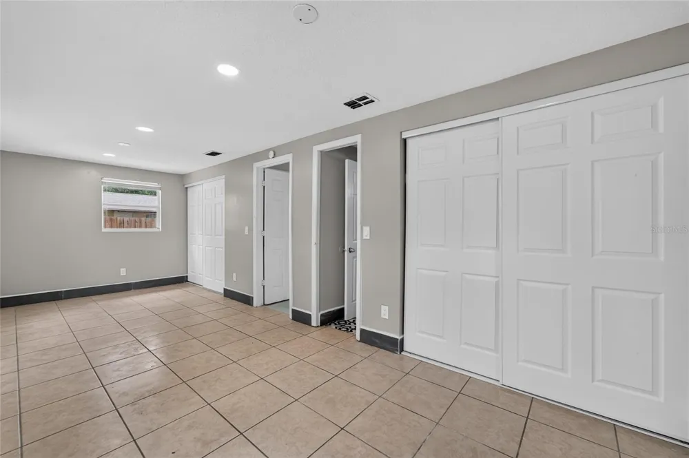 1703 E IDELL STREET Tampa, FL 33604