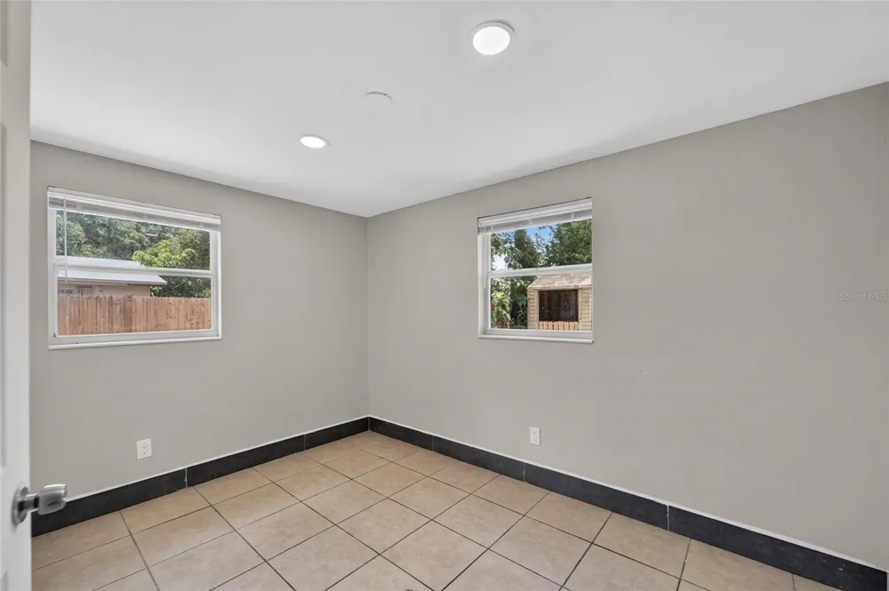 1703 E IDELL STREET Tampa, FL 33604