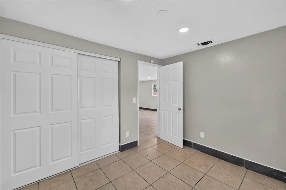 1703 E IDELL STREET Tampa, FL 33604