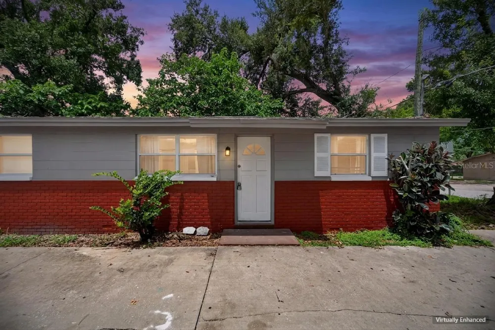1703 E IDELL STREET Tampa, FL 33604
