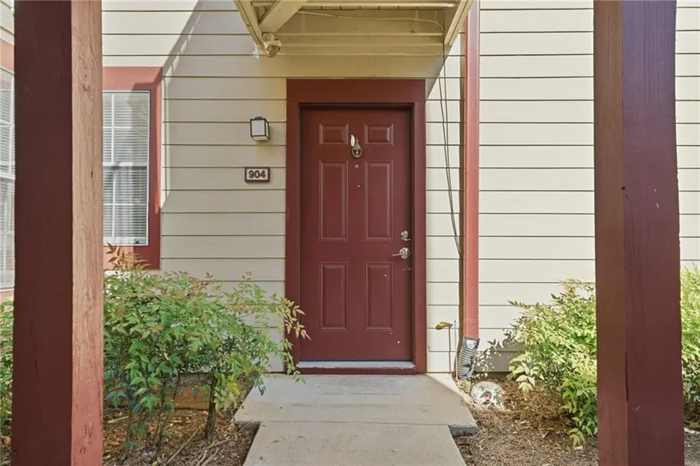 904 Wentworth Court Alpharetta, GA 30022