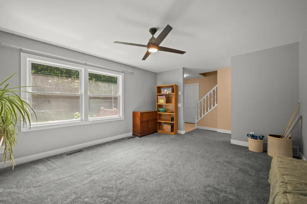 1136 Carberry Road Niles, MI 49120