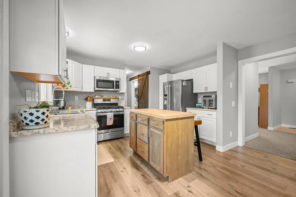 1136 Carberry Road Niles, MI 49120