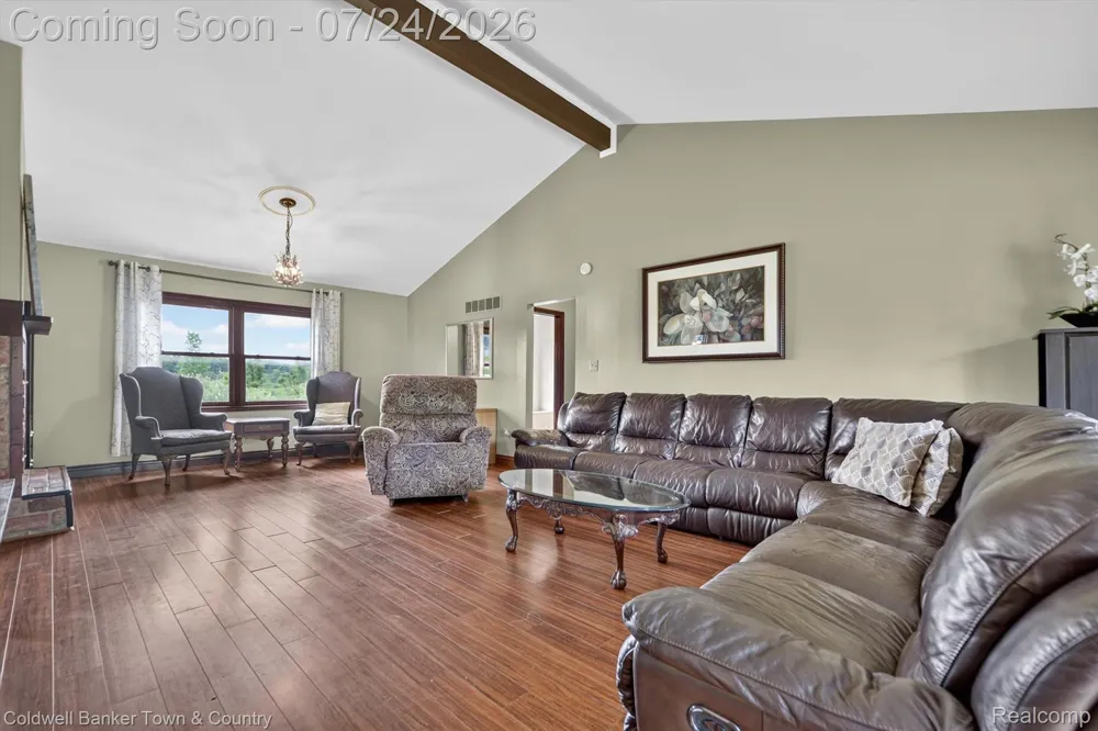 8175 Farley Road Putnam Township, MI 48169