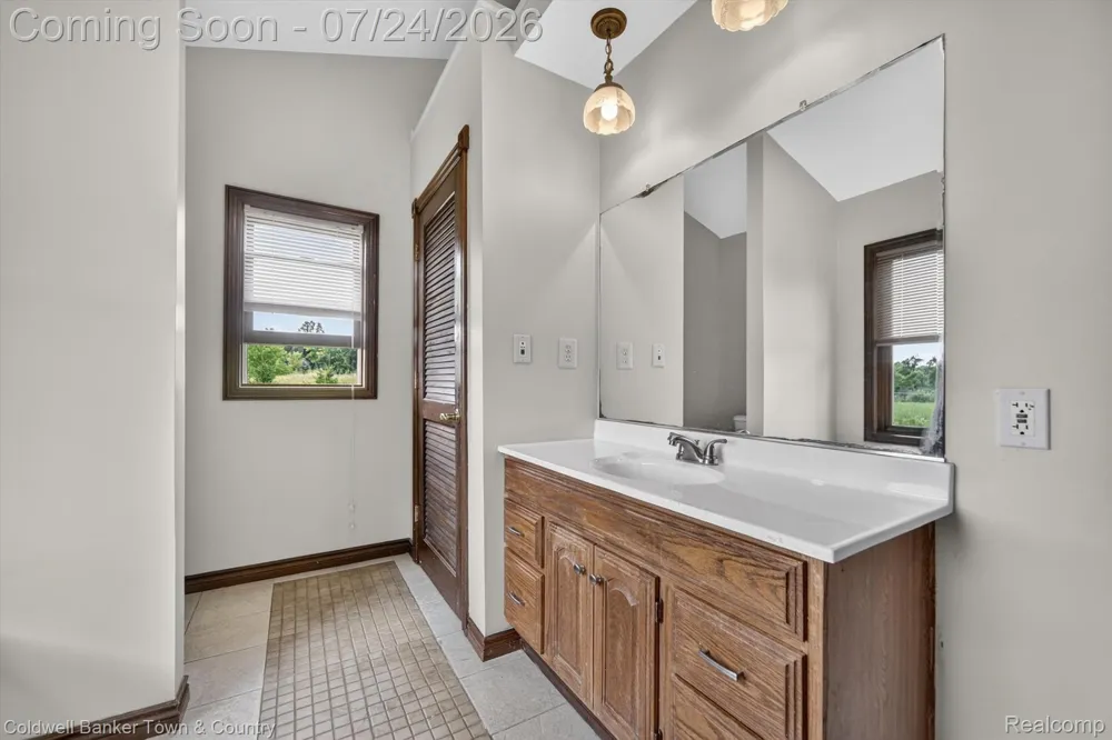 8175 Farley Road Putnam Township, MI 48169