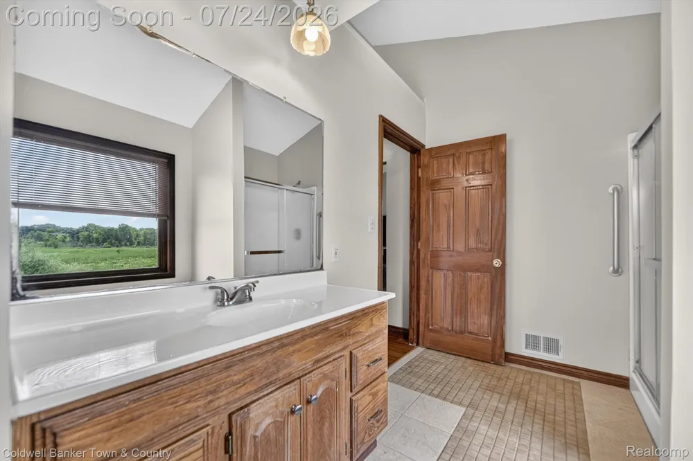 8175 Farley Road Putnam Township, MI 48169