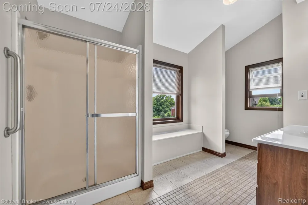 8175 Farley Road Putnam Township, MI 48169