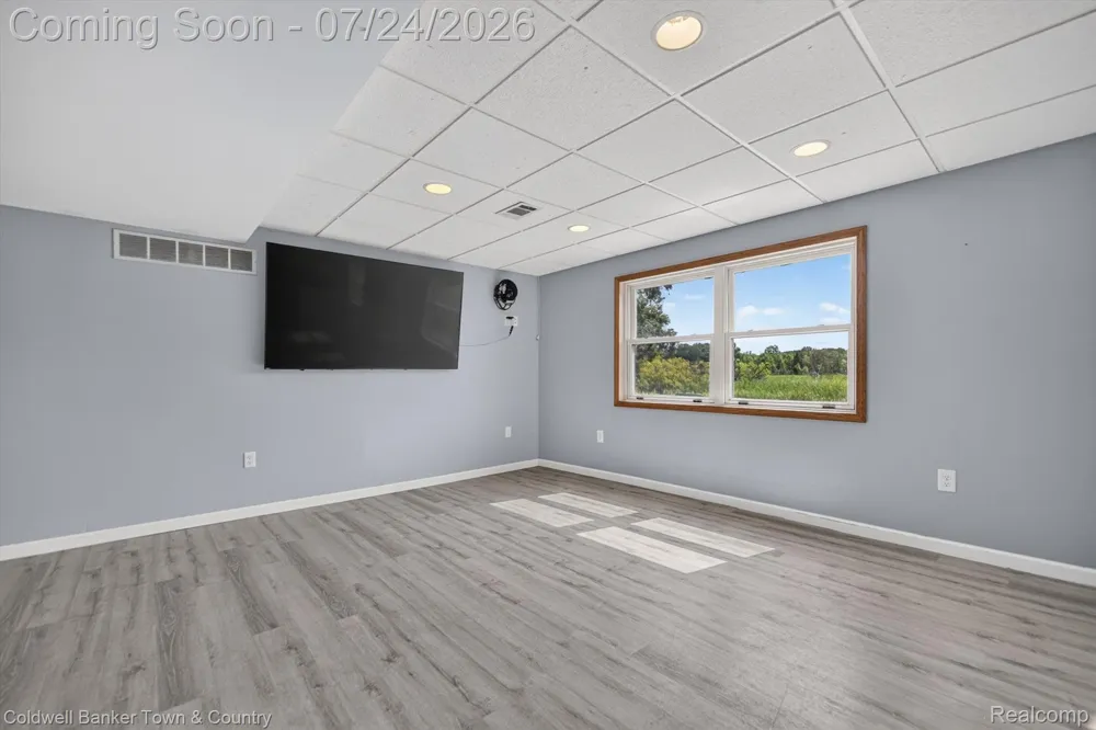 8175 Farley Road Putnam Township, MI 48169
