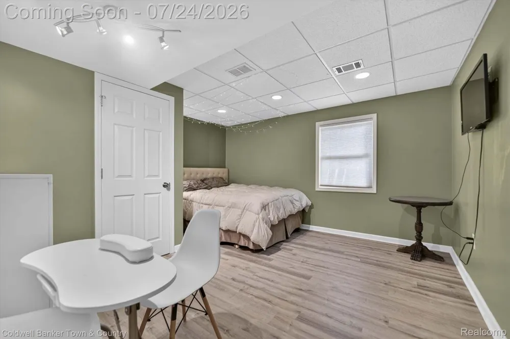 8175 Farley Road Putnam Township, MI 48169