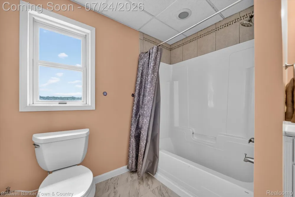 8175 Farley Road Putnam Township, MI 48169