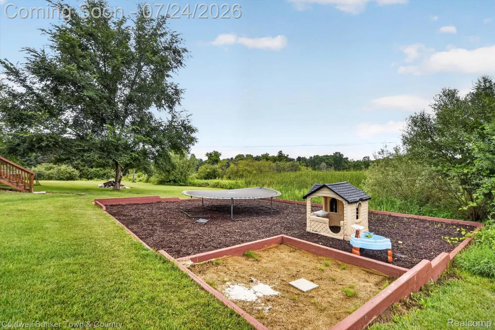 8175 Farley Road Putnam Township, MI 48169