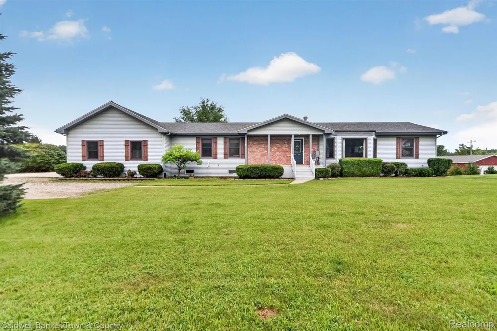 8175 Farley Road Putnam Township, MI 48169