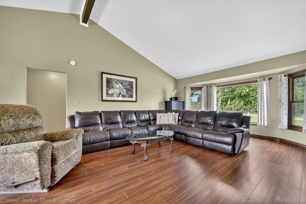8175 Farley Road Putnam Township, MI 48169
