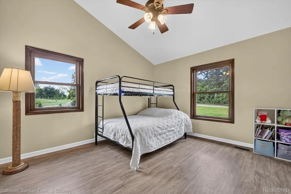 8175 Farley Road Putnam Township, MI 48169