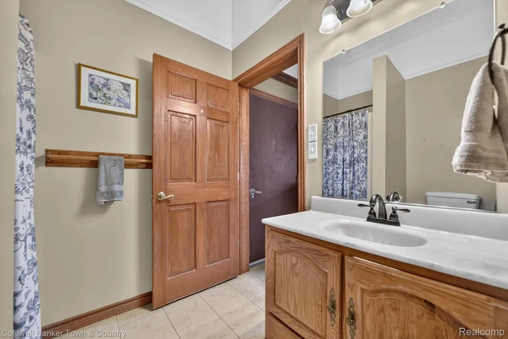 8175 Farley Road Putnam Township, MI 48169