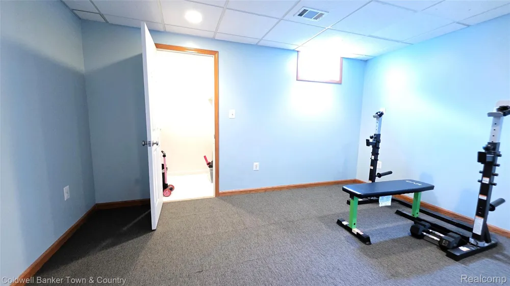 8175 Farley Road Putnam Township, MI 48169