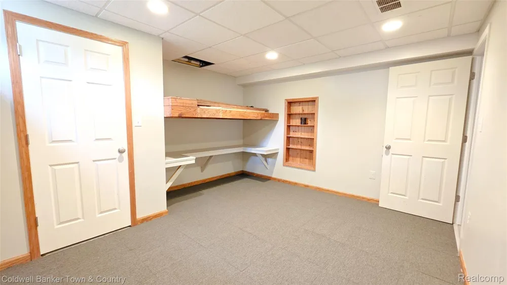 8175 Farley Road Putnam Township, MI 48169