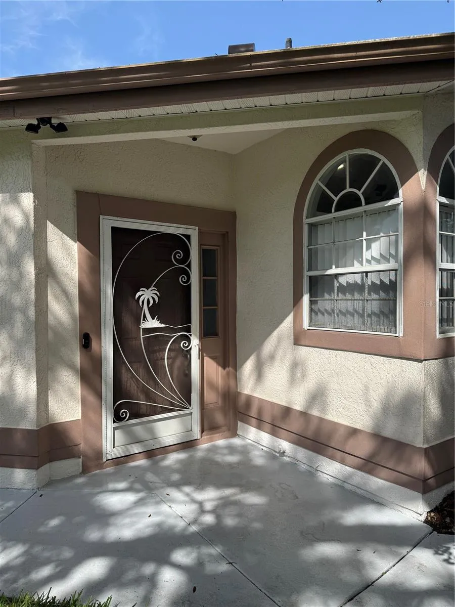 5754 PARKVIEW LAKE DRIVE Orlando, FL 32821