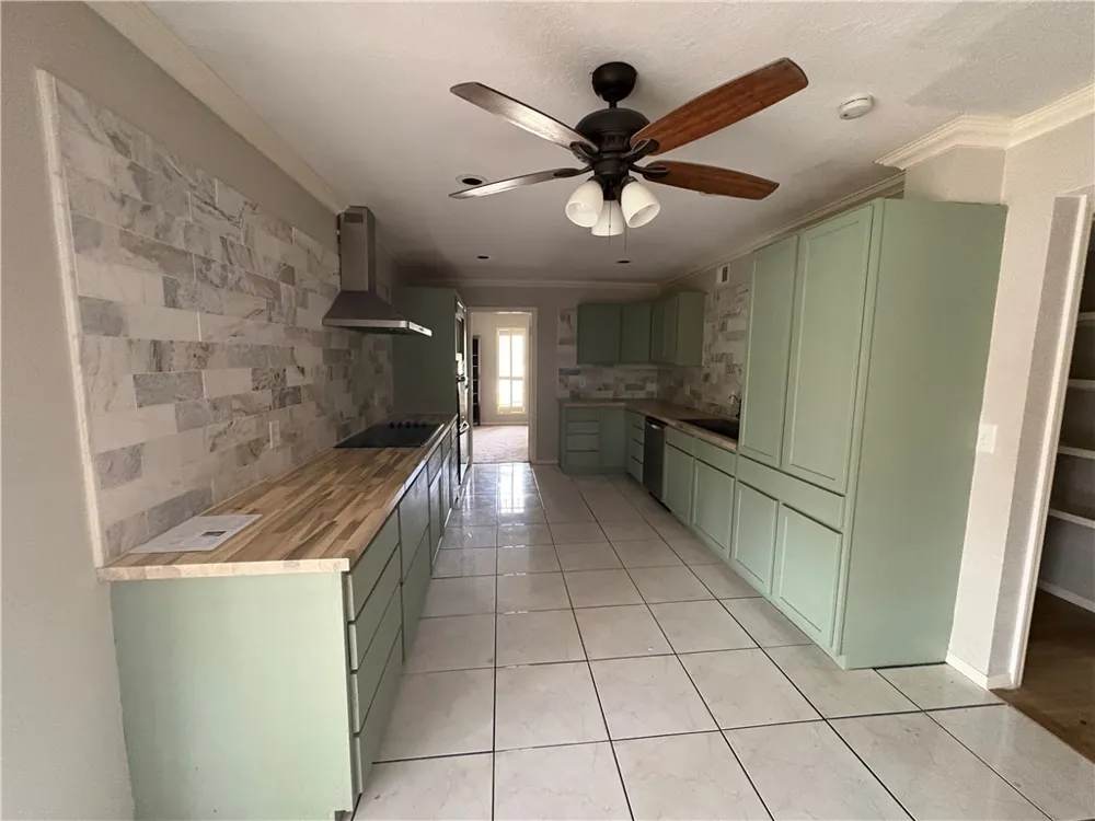 5313 River Oaks Drive Corpus Christi, TX 78413