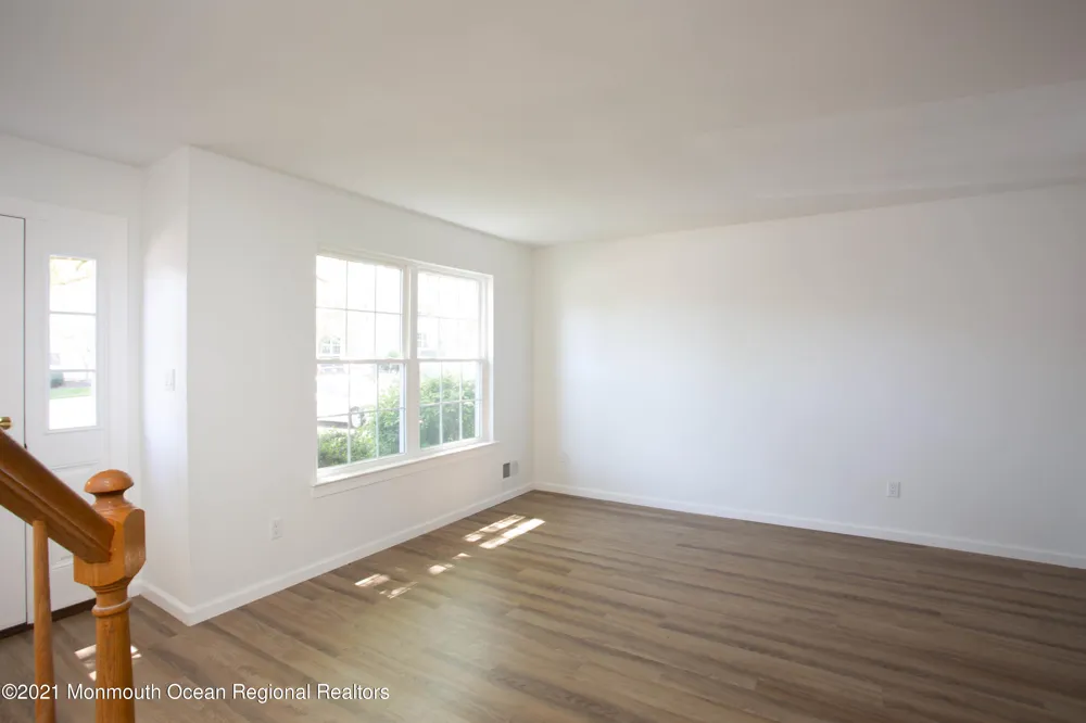 23 Karen Drive Tinton Falls, NJ 07753