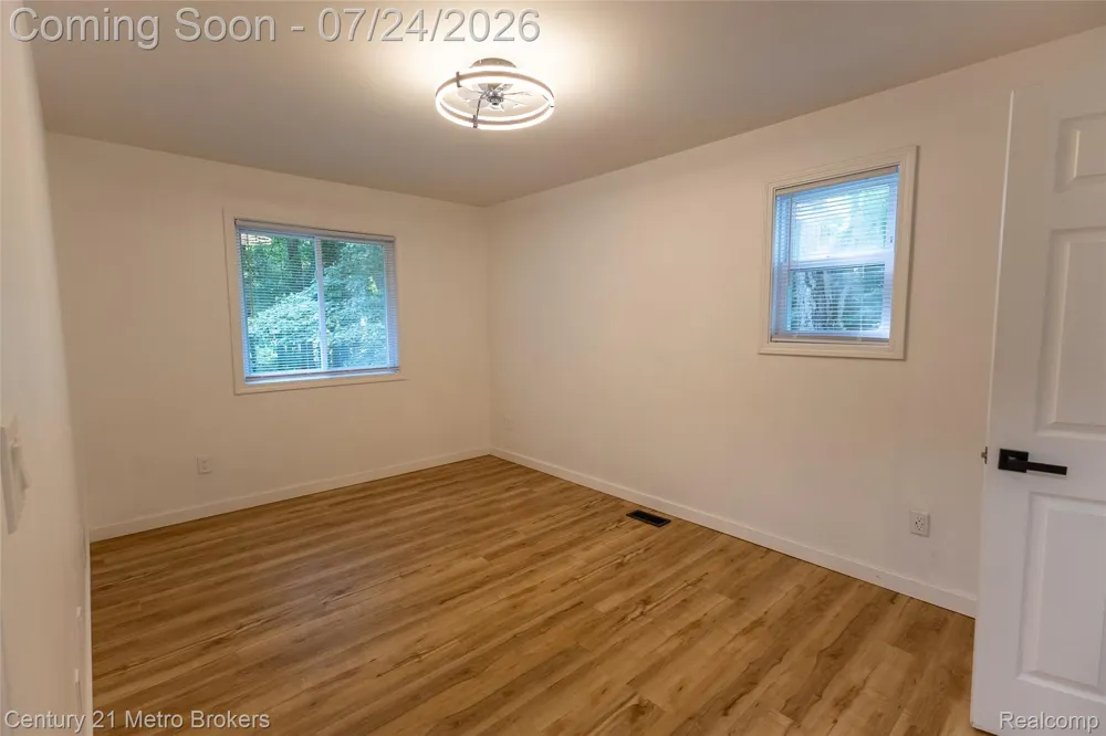 15117 Locust Grove Drive Argentine Township, MI 48418
