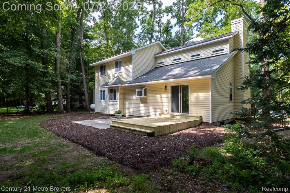 15117 Locust Grove Drive Argentine Township, MI 48418