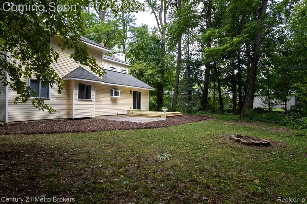 15117 Locust Grove Drive Argentine Township, MI 48418