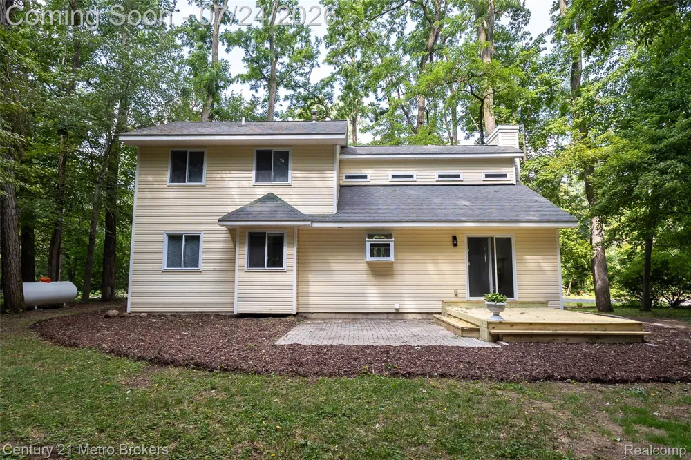 15117 Locust Grove Drive Argentine Township, MI 48418
