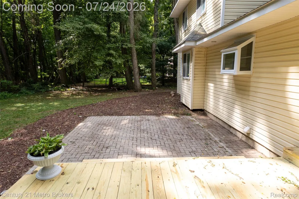 15117 Locust Grove Drive Argentine Township, MI 48418