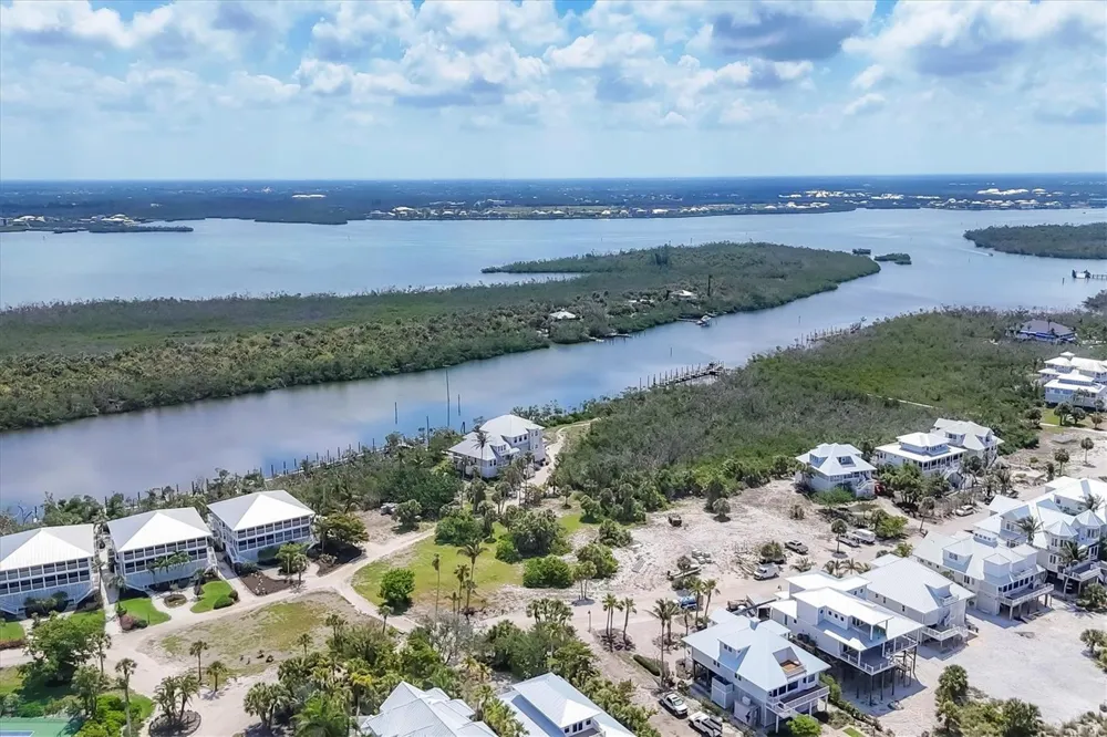 7365 PALM ISLAND DRIVE Placida, FL 33946