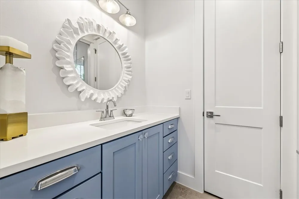 205 South Shore Drive Port Aransas, TX 78373