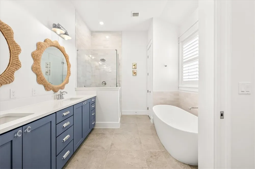 205 South Shore Drive Port Aransas, TX 78373